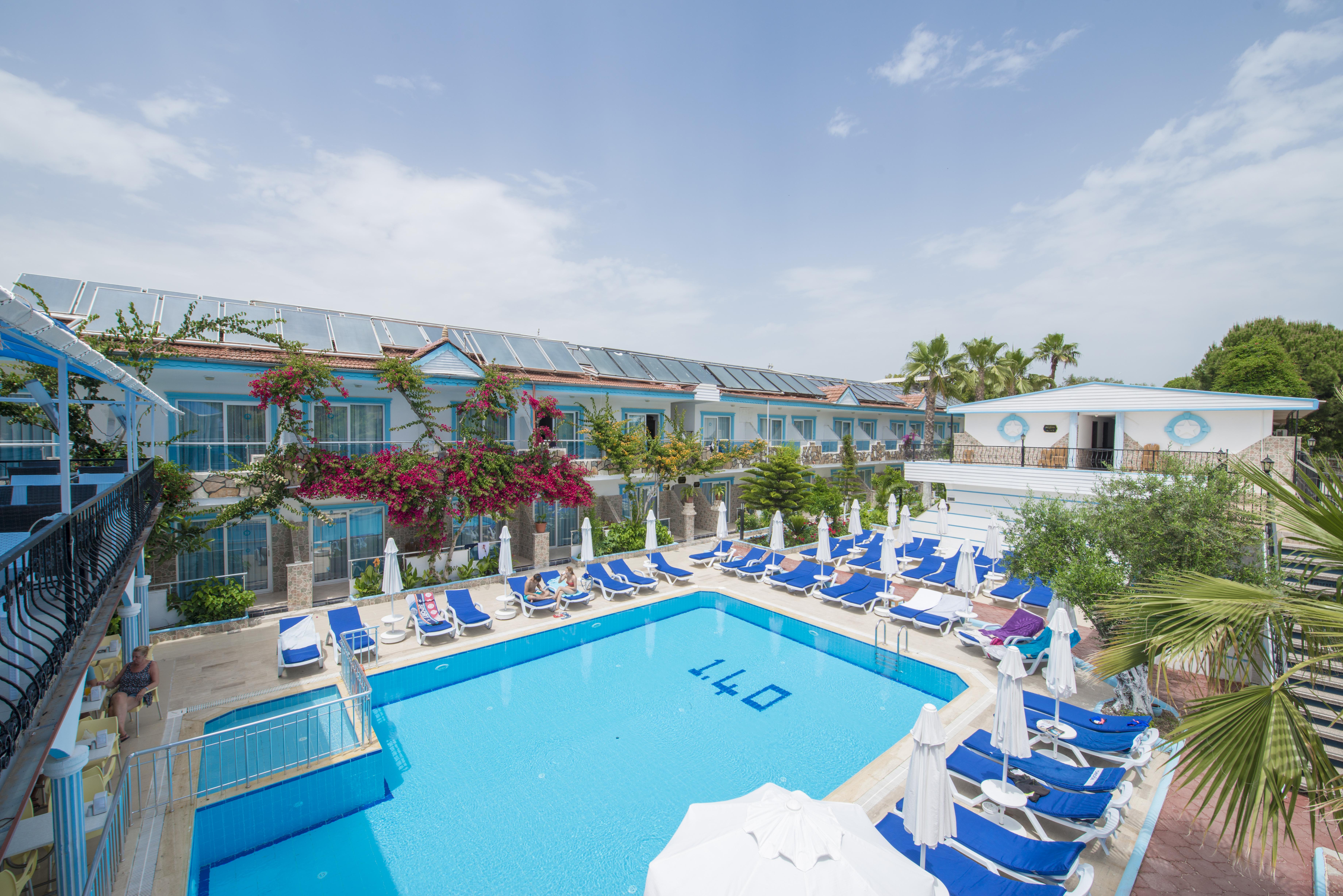 Sunberk Hotel Side Exterior photo