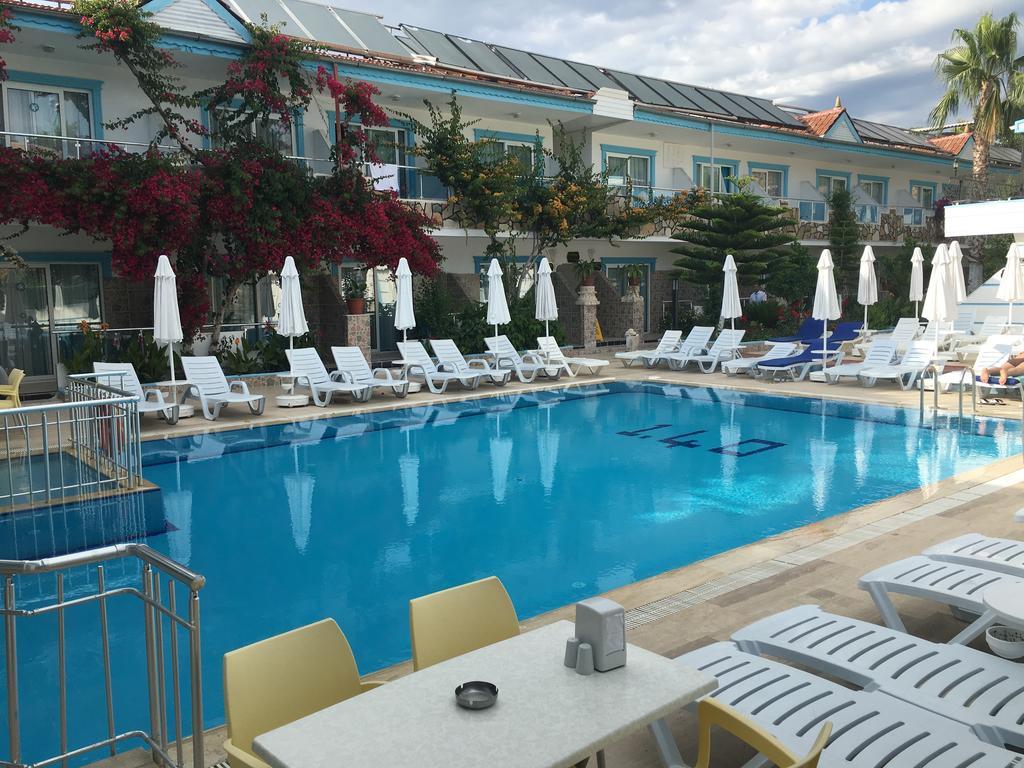 Sunberk Hotel Side Exterior photo